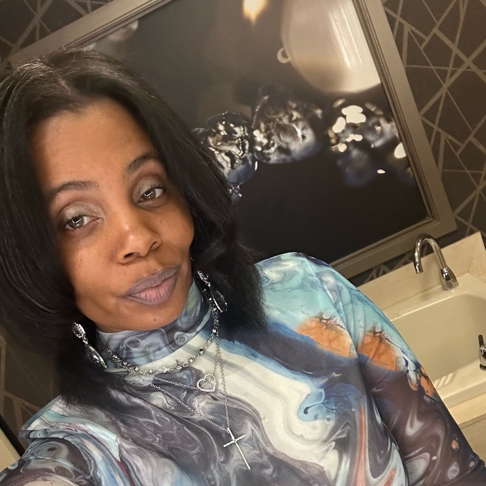 Meet your Posher, Jasmine